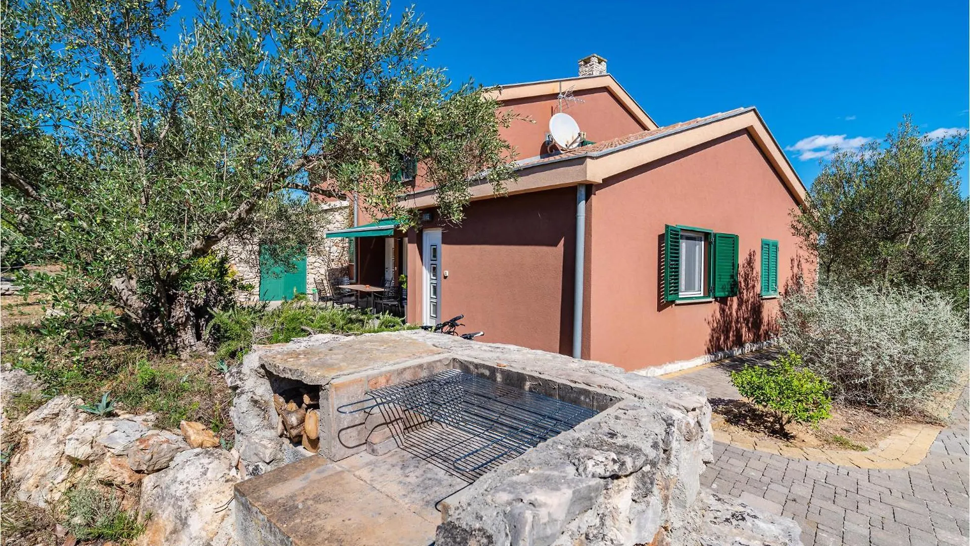 Amazing Home In Veli Iz With Wifi Croatia